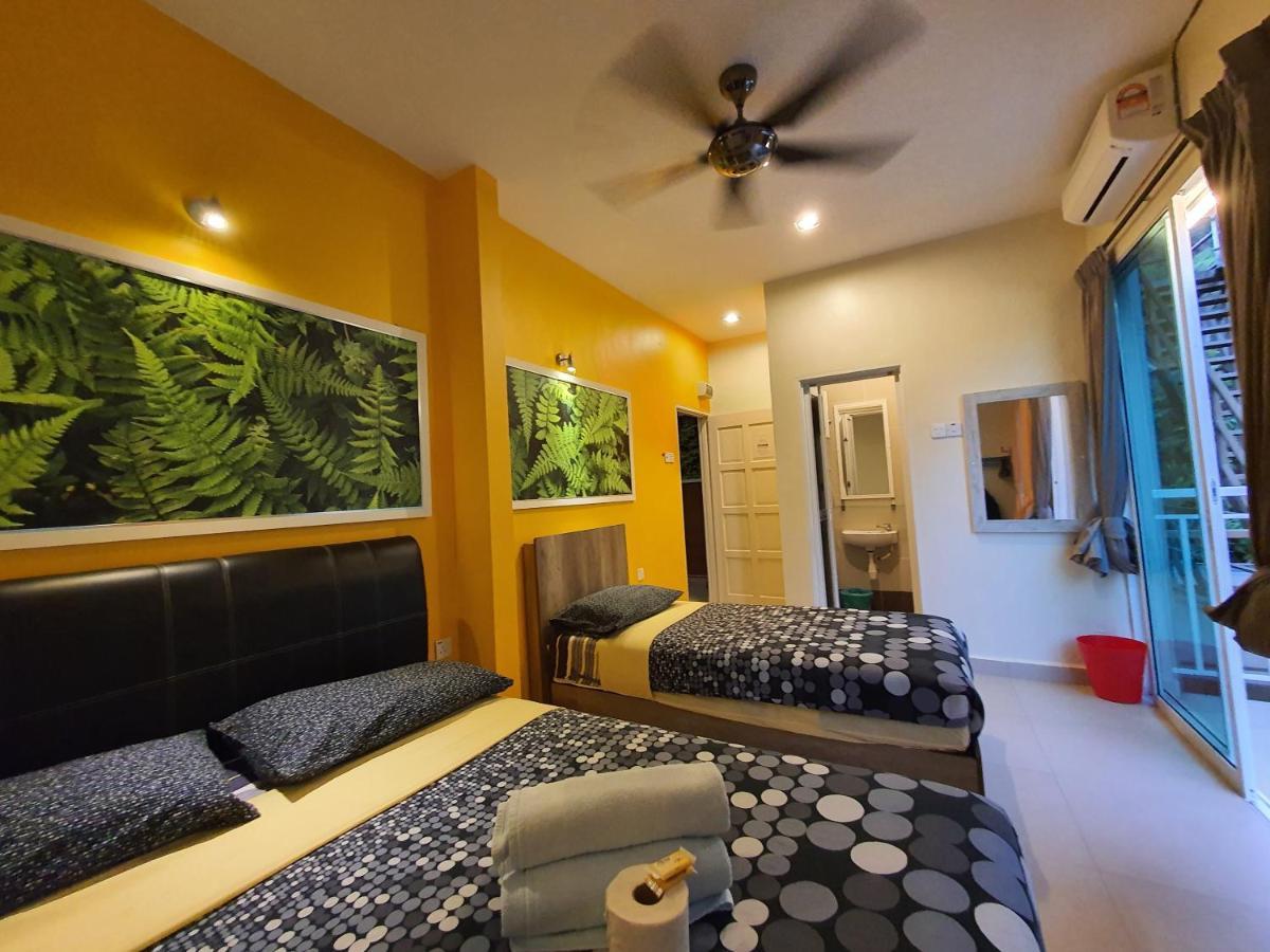 Fathers Guesthouse Bungalow Cameron Highlands Eksteriør billede