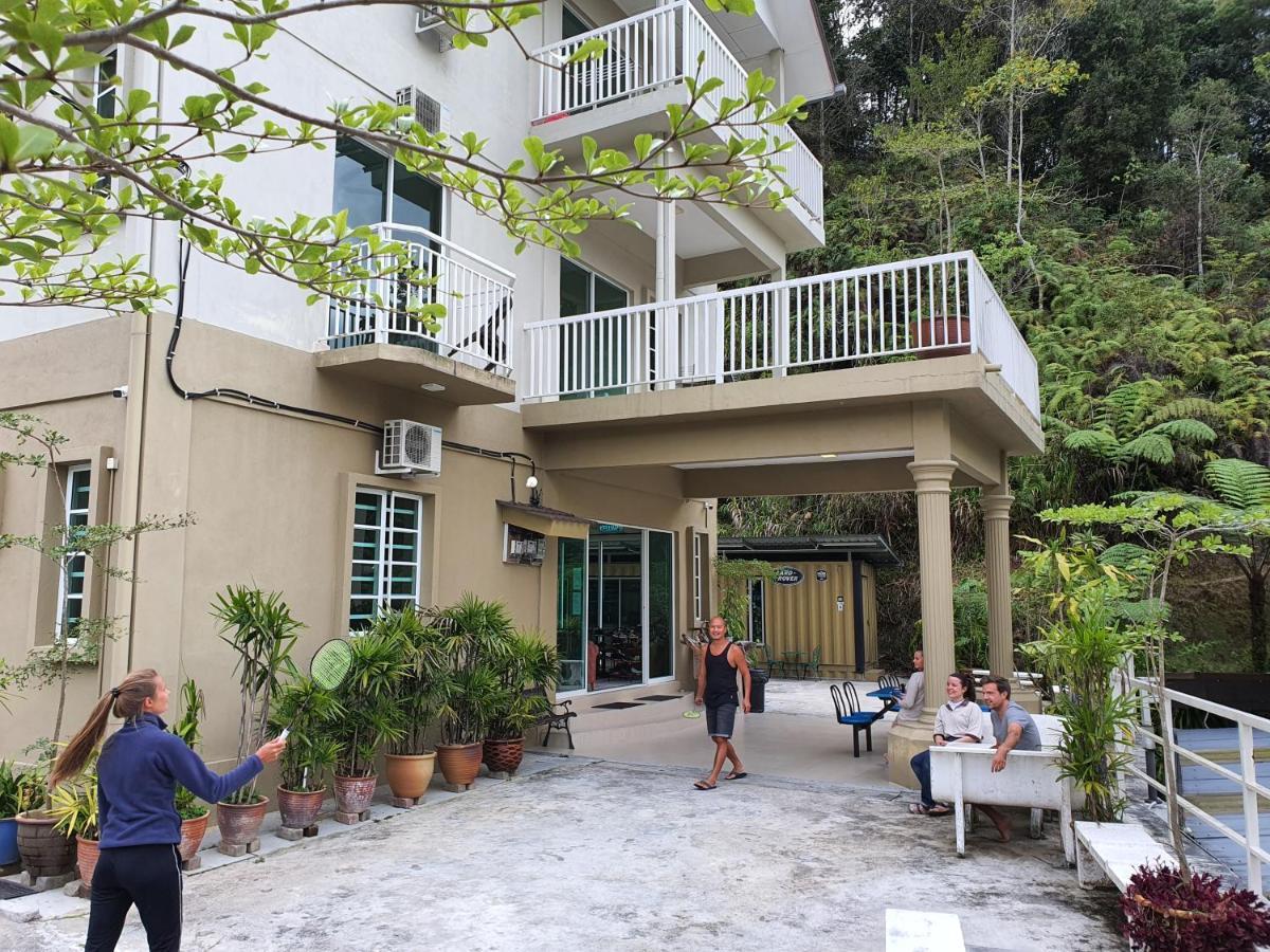 Fathers Guesthouse Bungalow Cameron Highlands Eksteriør billede