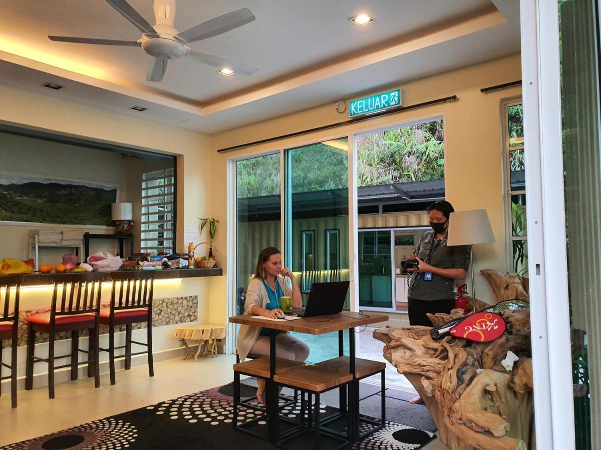Fathers Guesthouse Bungalow Cameron Highlands Eksteriør billede