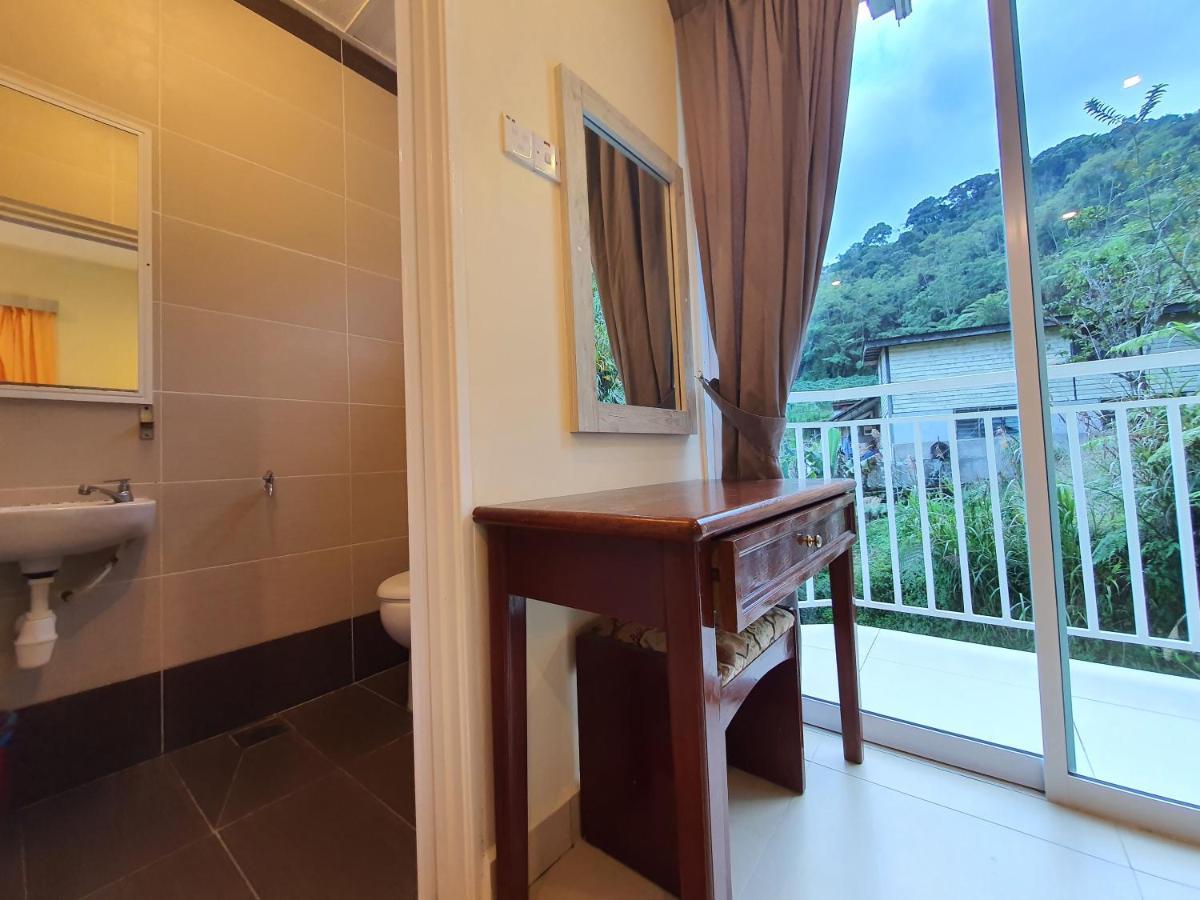 Fathers Guesthouse Bungalow Cameron Highlands Eksteriør billede