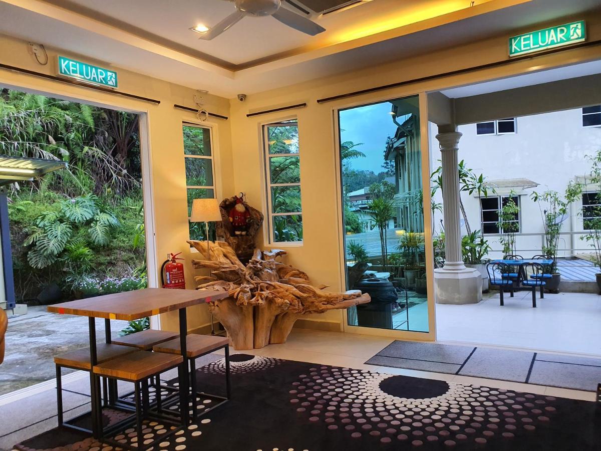 Fathers Guesthouse Bungalow Cameron Highlands Eksteriør billede