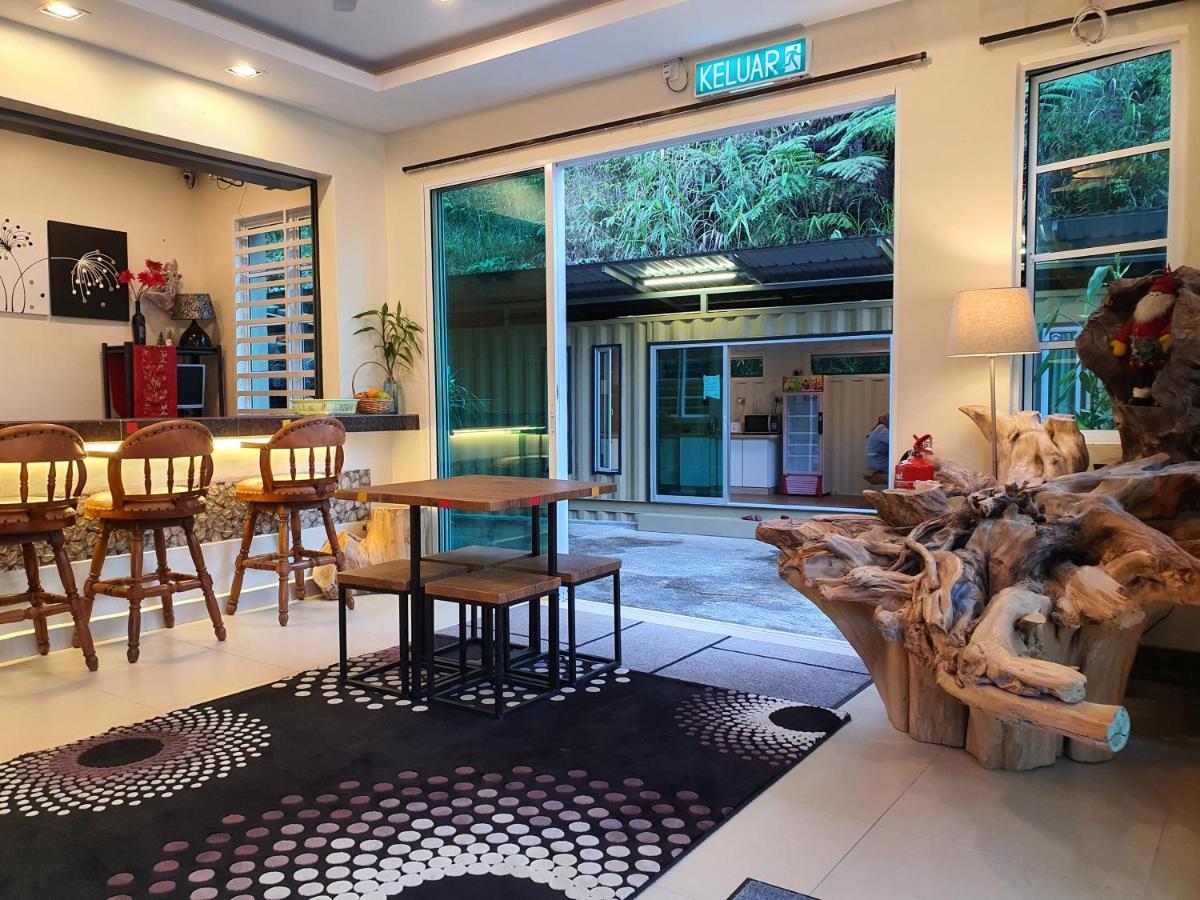 Fathers Guesthouse Bungalow Cameron Highlands Eksteriør billede